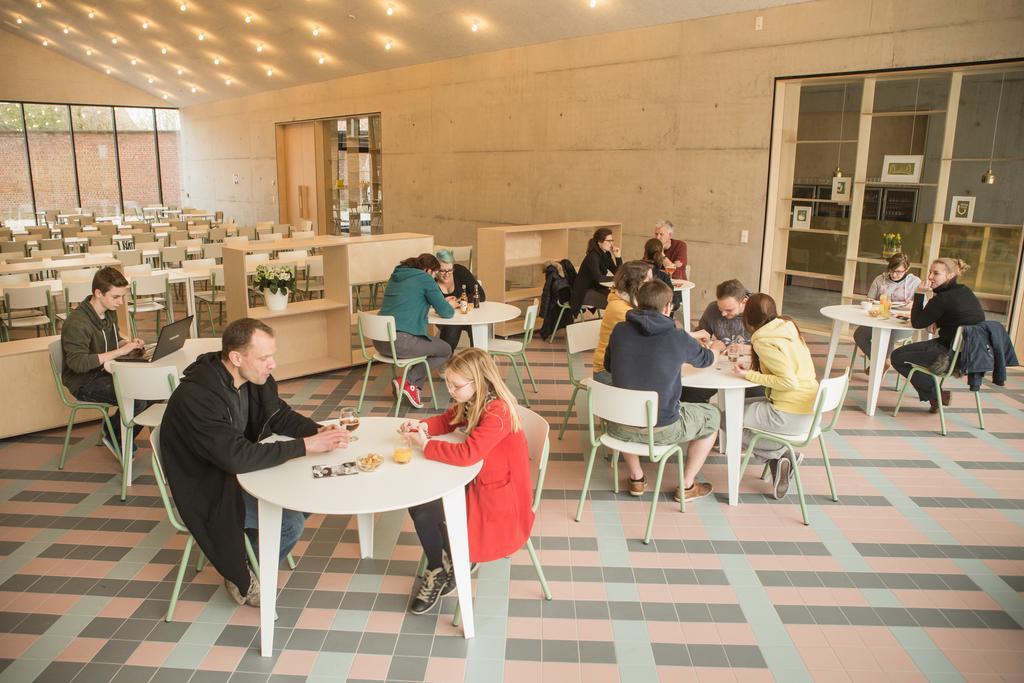 Hostel Groeninghe Kortrijk Eksteriør bilde
